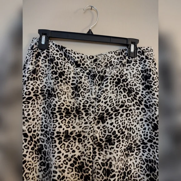 Vince Camuto high waist wide leg pants leopard print - Size 4 - Picture 5 of 8